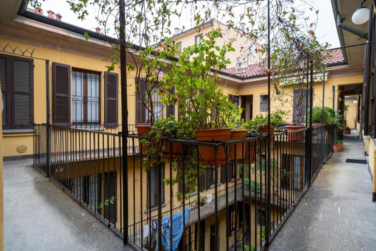 Navigli Top Floor Apartment 15 Mins From Duomo Milano Exterior foto